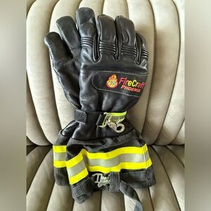FireCraft Phoenix Sz L Black Gloves with Yellow Stripes and strap included.
